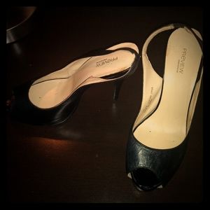 Women's shoes